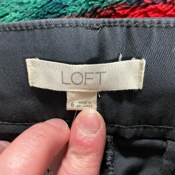 gray Loft size 6 girlfriend chino - Picture 6 of 7